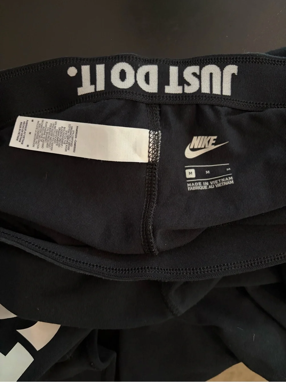 Nike black running